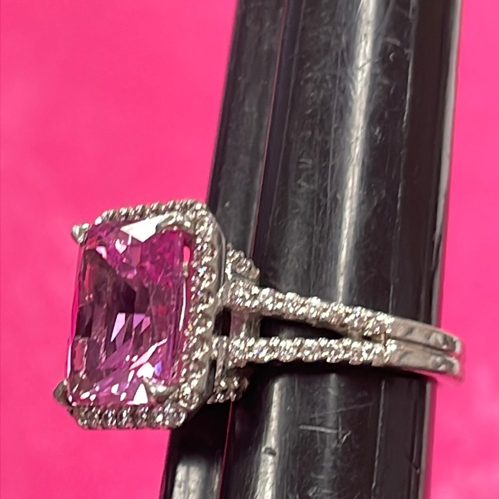 Pink Topaz Ring - Picture 9 of 13